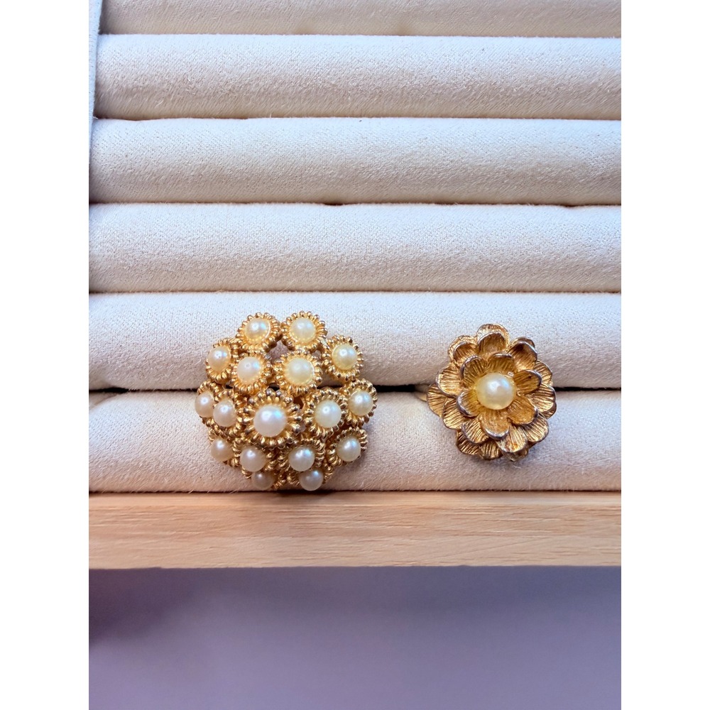 Pair of vintage rings